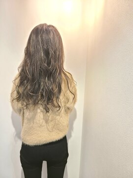 ヘアーストーリーフォーウォーク(hair story for Woke) コントラスト抜群カジュアルハイライト　【西明石】