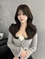 ヴェイナゴヤ(VEYY. nagoya) レイヤー/韓国/ブリーチなし/オリーブ/グレージュ/前髪/顔まわり