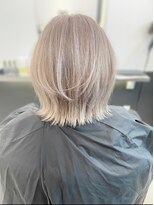 オーティティ(O-TETE)&nbsp;O-TETE ミルクティーカラーレイヤーボブ