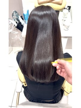 アフロート トウキョウ(AFLOAT TOKYO) 【髪質改善】で艶髪に。【酸性ストレート】【縮毛矯正】【美髪】