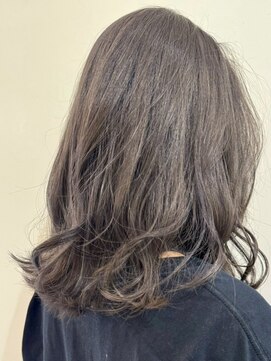 アルファ(alpha) 大人ガーリー/ダークアッシュ/似合わせカット/ミディアムレイヤ