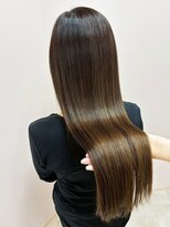 ソンノ(sonno)&nbsp;オリーブグレージュカラー 透明感カラー 髪質改善 縮毛矯正 20代