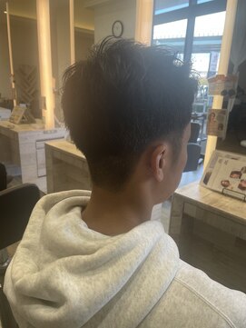 ニューヨーク ニューヨーク マザーズ イオン四條畷店(NYNY Mothers) スッキリ刈り上げショート