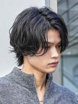 フィフス 大分(fifth)&nbsp;大分ニュアンスパーマメンズカットセンターパートマッシュウルフ