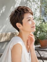 バグズ(Baguz)&nbsp;大人美人くびれ小顔マッシュハンサムショートレイヤーカット
