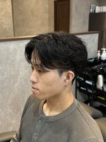 ザ クラン バイ ヘッドライト 仙台長町店(THE CLAN by HEADLIGHT) 【大人っぽく爽やか】センターパート×リバースパーマ