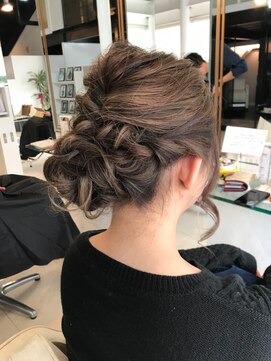 ライリー(riley) rileyヘアアレンジ