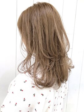 アイティー バイ アルバム 中野店(IT by ALBUM) ベージュロング_ローライトスリークボブ厚めバング_ba286542