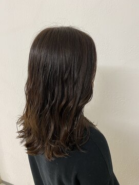 アングゥ ウル(ungu ul) ブラウングラデーション