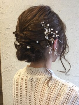 ミックスカール(Mixcurl) 結婚式、二次会パーティーアップスタイル【代田橋/笹塚】