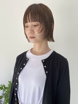 ディッシィ 立川(D'ICI) 顔まわりレイヤー/外ハネボブ/ベージュカラー/立川