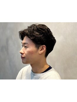 自分にしっくりくるStyleが見つけられる、メンズ支持率◎再現性の高いカットやパーマでオンオフキマる！