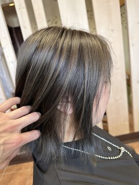 フランジェッタヘアー(Frangetta hair) デザインカラー