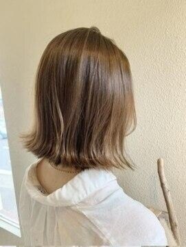 エミュ 伏見 国際センター(emu) 外はねボブ