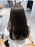 オリーブブラウン