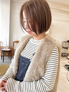 シュプール(SPUR) 美シルエットミニボブセンターパート艶カラーマロンベージュ