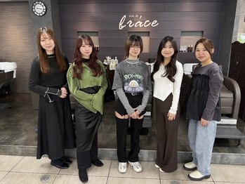 ブレス 小阪店(brace)の写真/女性ならではの細やかな気配りとセンスで、お悩みも相談しやすい♪あなたの理想のスタイルを叶えます！