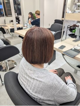 エイト ホワイト 札幌駅前店(EIGHT white) 【脱白髪染め】白髪ぼかしハイライト×透明感ベージュ