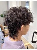 【ウルフ×無造作パーマ】ラフにキマる、最旬メンズスタイル◎