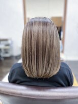 シーズンプラス(SEASON PLUS)&nbsp;【SEASON　PLUS　小林】ミディアム　ハイライトカラー