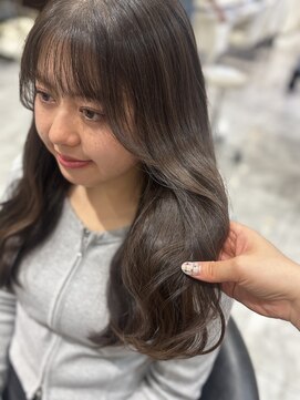 アピッシュ ギンザ(apish ginza) 透明感グレージュカラー