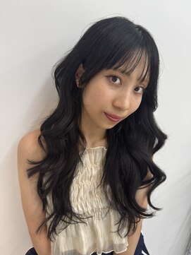 ロンドルピナス 小倉(Lond Lupinus) ミディアムレイヤーカット/似合わせカット/大人ガーリー/20代