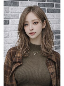 リアン(Lien) 大人グレーブラウン×センターパート