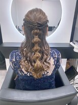 グランドライン(GRAND LINE)&nbsp;《GRANDLINE友田千栄》お呼ばれヘア　ハーフアップ　韓国ヘア