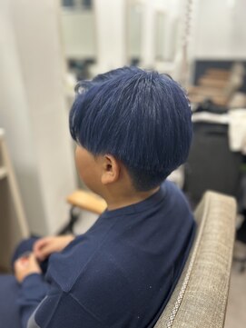 イーストバイエルゴ 川崎東口(EAST by ergo) ディープブルー