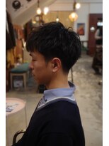 エディ(Edy)&nbsp;メンズマッシュ刈り上げニュアンスパーマケアパーマ眉毛カット