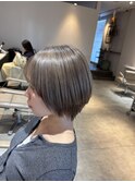 ショート×ベージュ