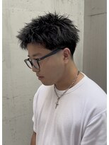 ピア ヤクイン(Pia Yakuin) 海外風スパイキーショート/テーパーフェード