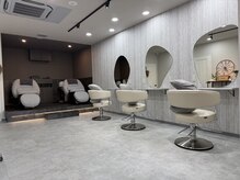 リノ(Lino)の雰囲気(施術時はお外から見られないプライベート空間のセット面)