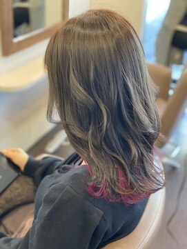 ミュウ(Private hair salon Miu) グレージュカラー（インナーピンク）