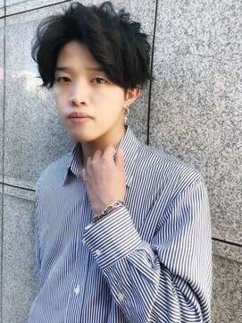 デイズ(DAYS) センターパート#パーマ#メンズパーマ#波巻き#スパイラル#KPOP