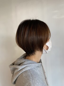 ブロッサム 若葉店(Blossom) 丸みショート