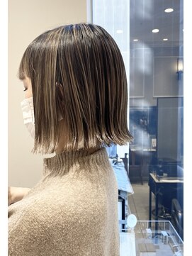 ネオリーブギンザ 銀座店(Neolive GINZA) バレイヤージュ風カラー　外ハネボブ
