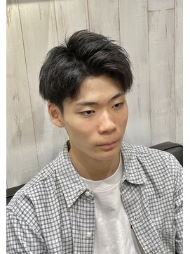 ヨシザワインク プレミアム 横浜 桜木町店(YOSHIZAWA Inc. PREMIUM) メンズ刈り上げツーブロックスタイル