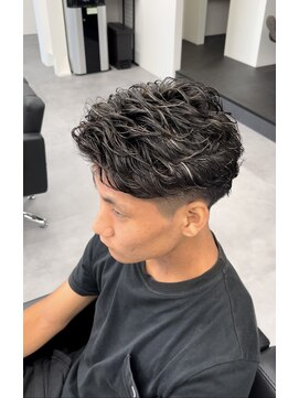 ノイセル 心斎橋(Noisyle) guest snap　刈り上げアップバング×メッシュ×リバースパーマ