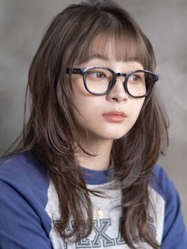 リッカ(RICCA) ウルフレイヤー×髪質改善トリートメント透明感アッシュブラウン