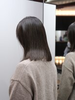 アナンダ(ananda) グレーベージュ×ミディアム