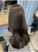 赤み消しオリーブグレージュ×レイヤーカット◯伊藤