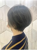 イヤリングカラー/ハイライト/ショートボブ/大人ショート