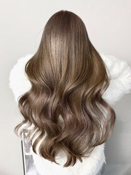 エル バイ アンキシム(elu by AHNKISM) 韓国風レイヤーカット顔まわりくびれオルチャン 心斎橋