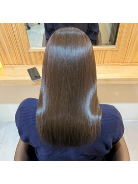 アトレ 南堀江店(attrait) 乾かすだけでまとまる絹髪矯正髪質改善