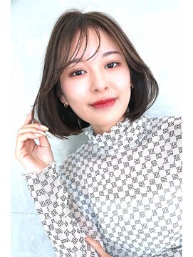 美シルエットボブ×透け感バング12.11小顔