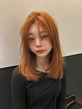 ロンド パルティール 大宮(Lond partir) ミルクティーブロンド/ワンホンレイヤー/韓国巻き/顔周りカット
