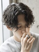リロン 新宿(RIRON)&nbsp;センターパート/ルーズパーマ/フェザーパーマ/大人男子/ビジネス
