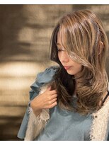 シーナ(scena) ベージュ×ブラックローライト9.14/デザインカラー
