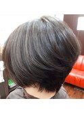 ショートボブ